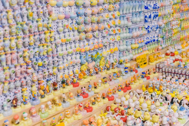 Reading Resale Charts: An Art Toy Price Guide for 2026